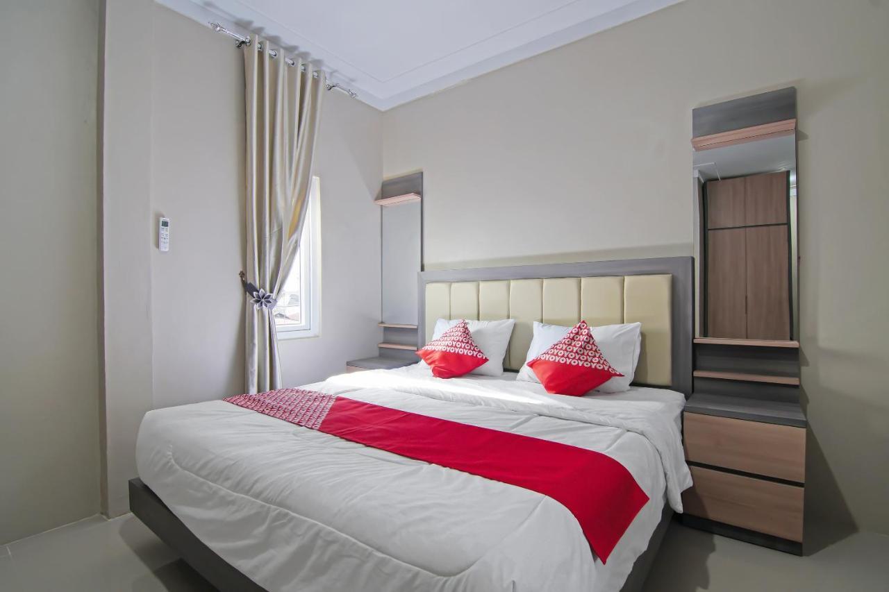 Oyo 91681 Raysa Homestay Pekanbaru Dış mekan fotoğraf