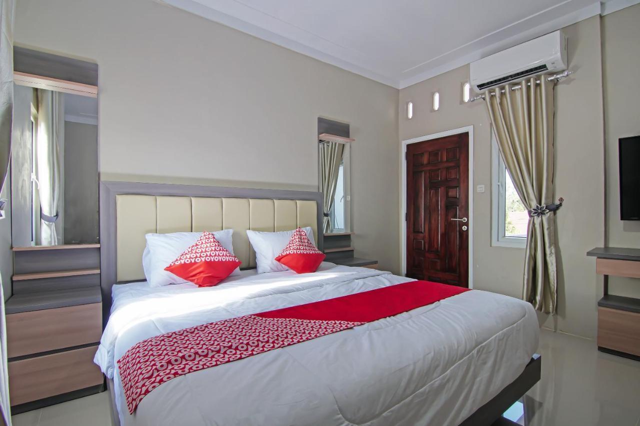 Oyo 91681 Raysa Homestay Pekanbaru Dış mekan fotoğraf