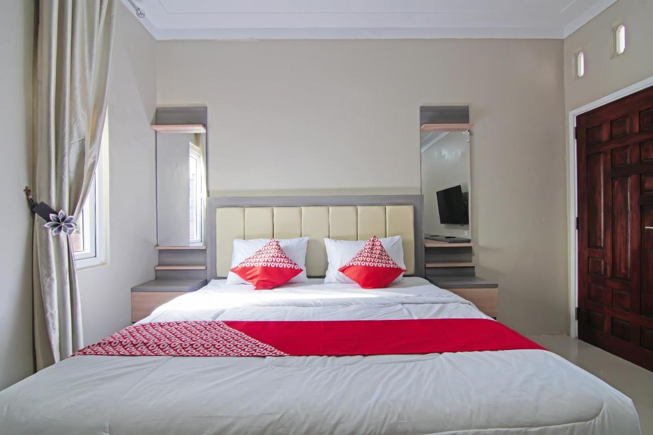 Oyo 91681 Raysa Homestay Pekanbaru Dış mekan fotoğraf