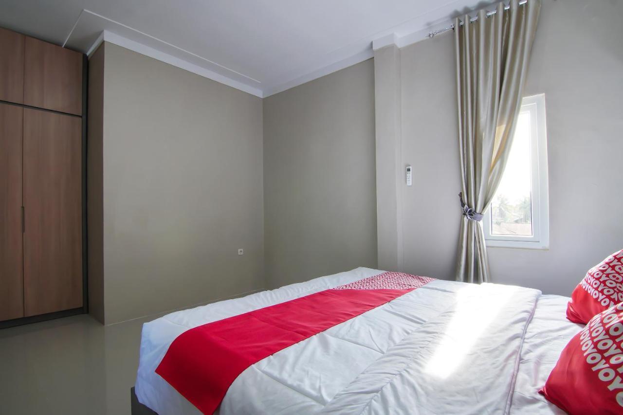 Oyo 91681 Raysa Homestay Pekanbaru Dış mekan fotoğraf