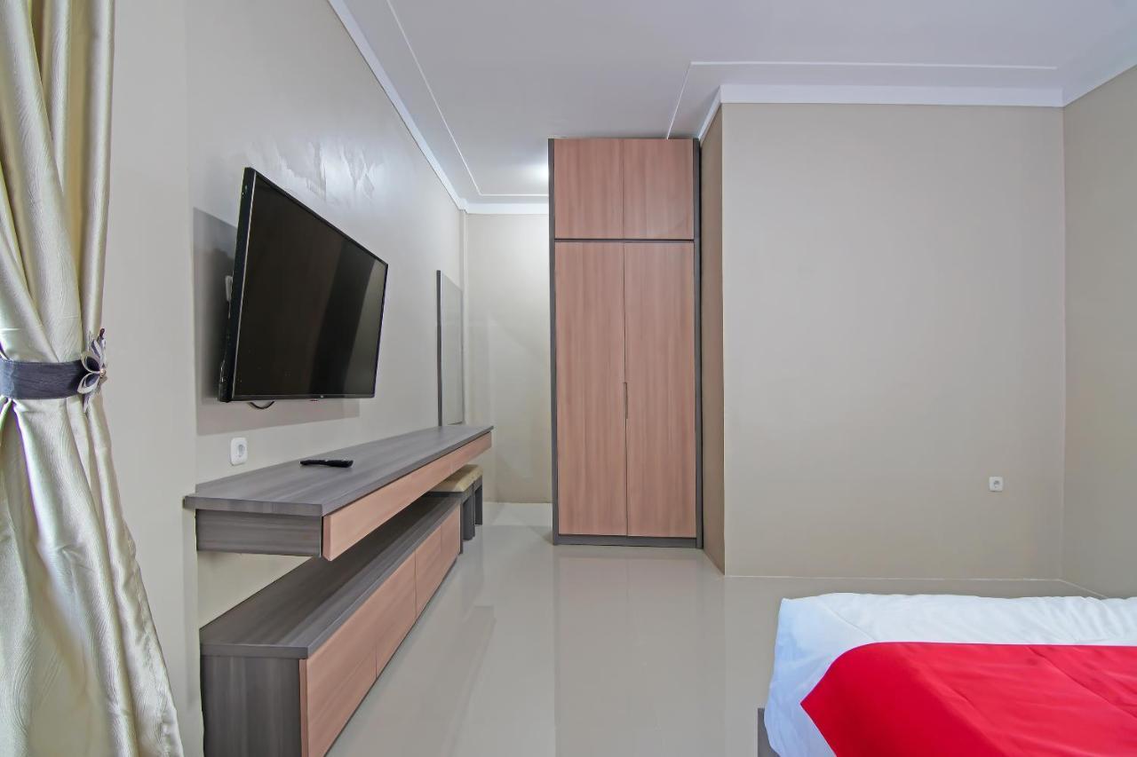 Oyo 91681 Raysa Homestay Pekanbaru Dış mekan fotoğraf